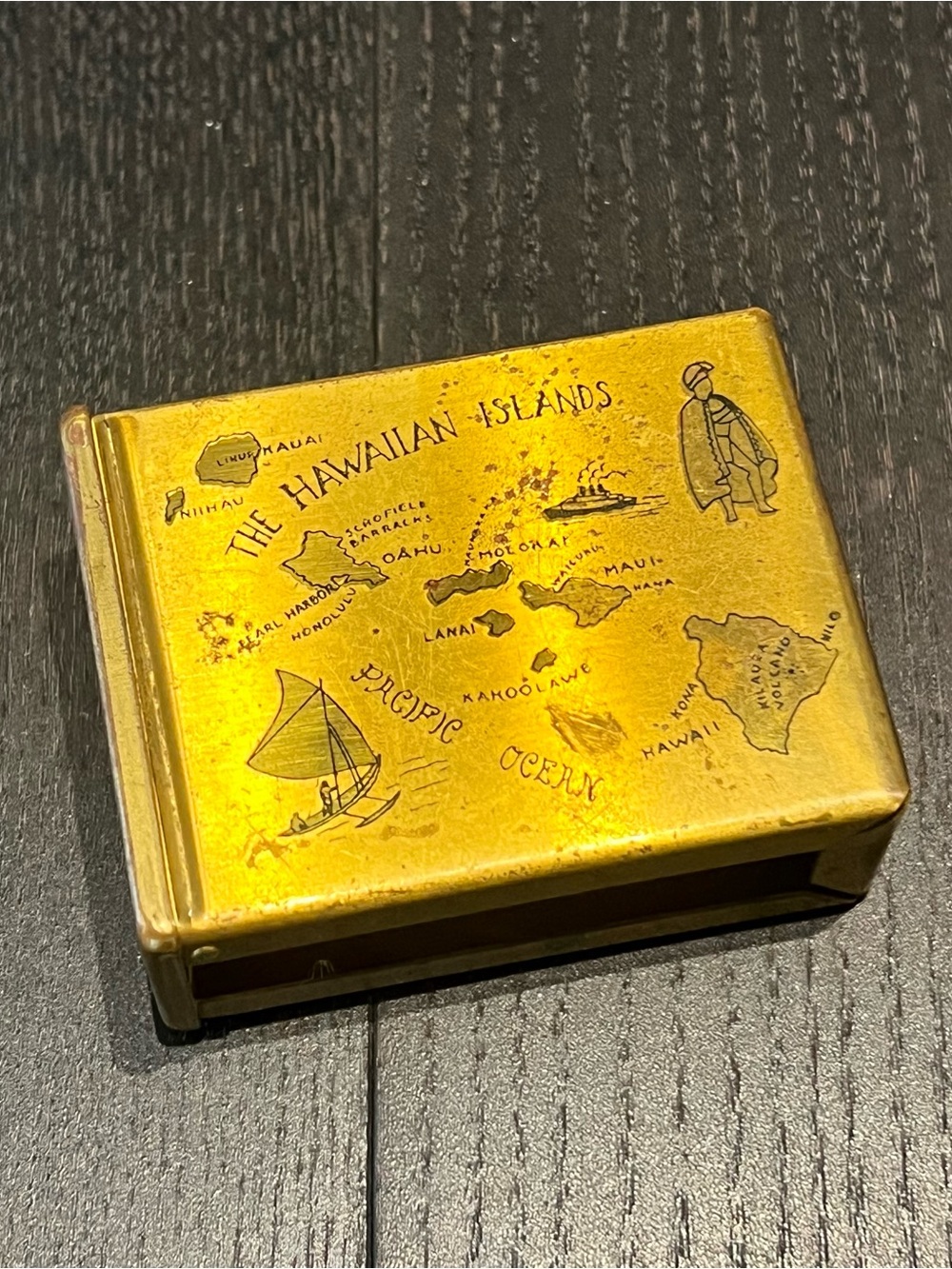 Vintage Gold Hawaiian Islands Matchbox Case